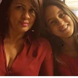 Meet your Posher, Dayana